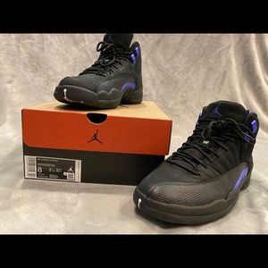 Jordan 12 Black and Purple size 8